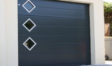 Portes de garage &agrave;&nbsp;MARGUERITTES